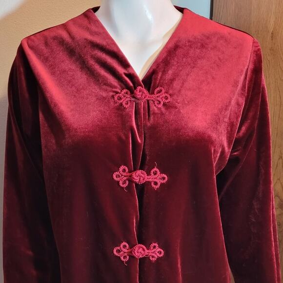NATORIOUS Red Velvet Jacket Frog & Loop Sz Small  Kitschy Romantic Dopamine - Picture 4 of 10